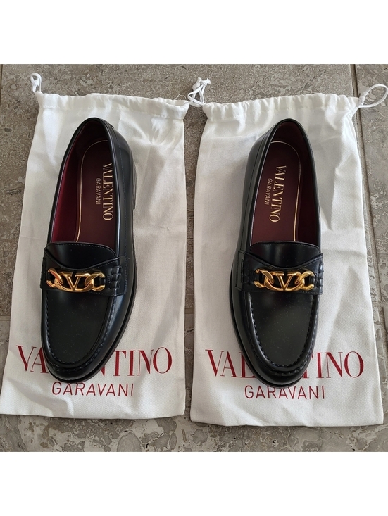 Valentino Garavani VLogo Chain Loafers in Black/Gold Size 42 NEW +DustBag $1,150 main image 11